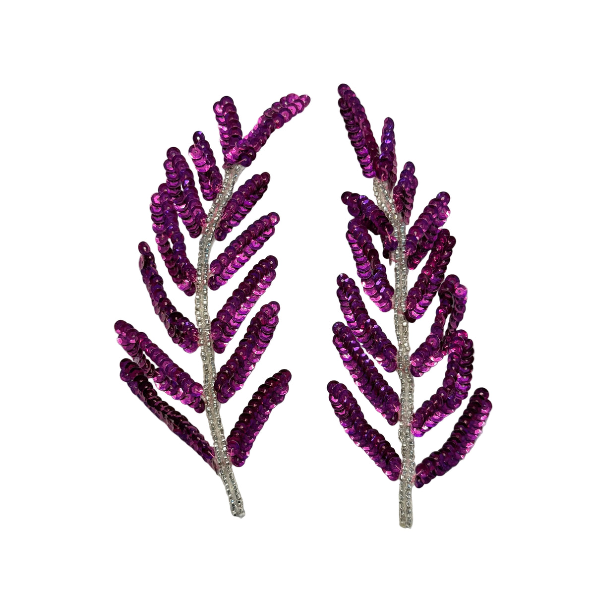 Par de Hojas con Lentejuelas Moradas y Cuentas Plateadas 6" x 3"