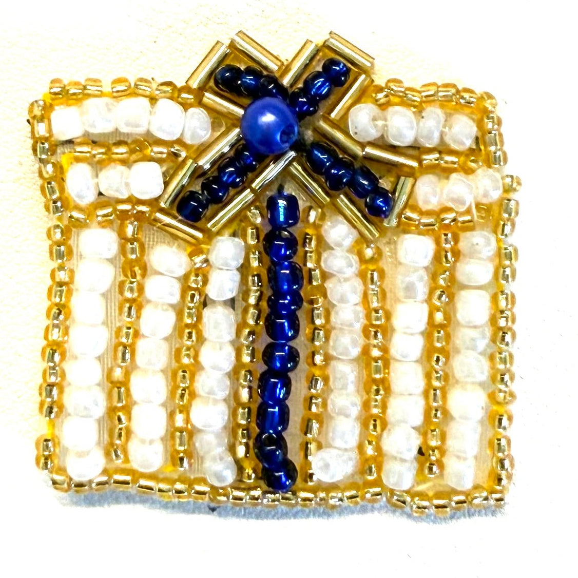 Beaded Present Appliqué – 1.75" x 1.5" – Red, Green or Blue Bow