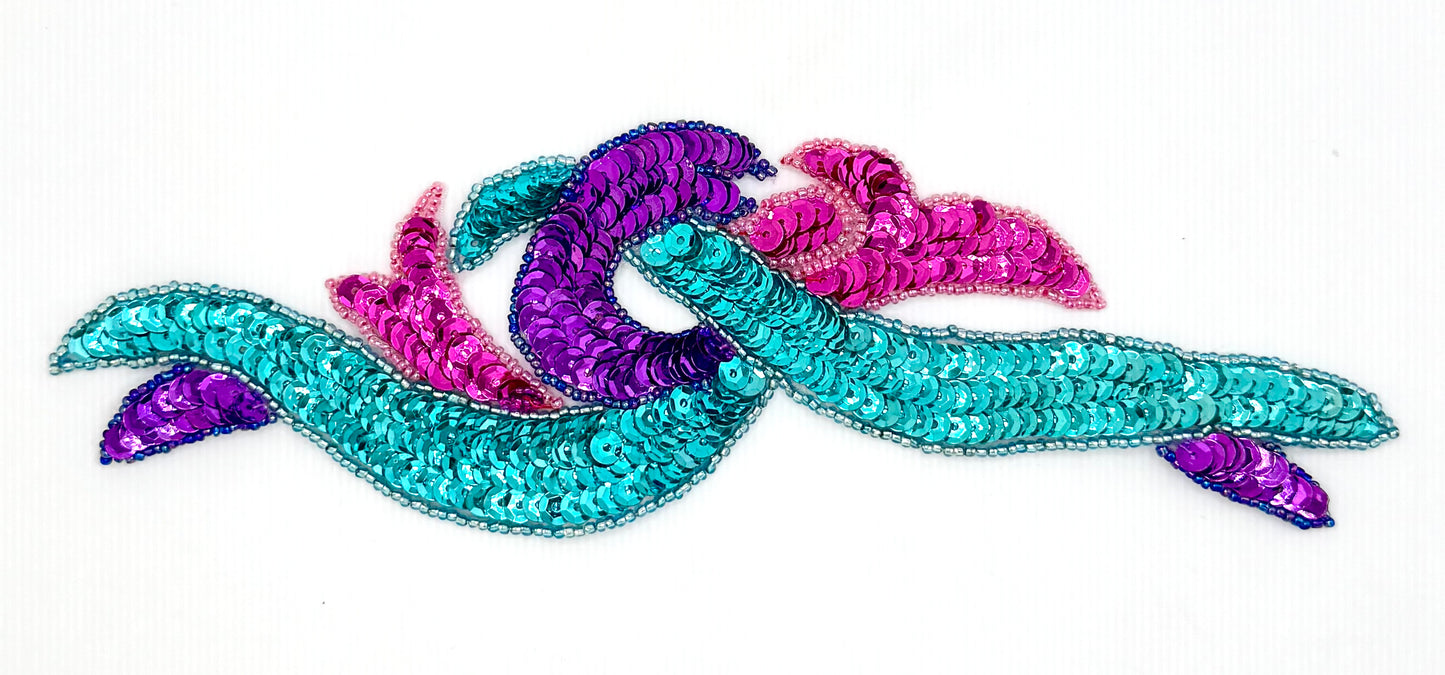 Diseño de motivo con lentejuelas y cuentas fucsia, moradas y turquesas 25.4 cm x 8.25 cm