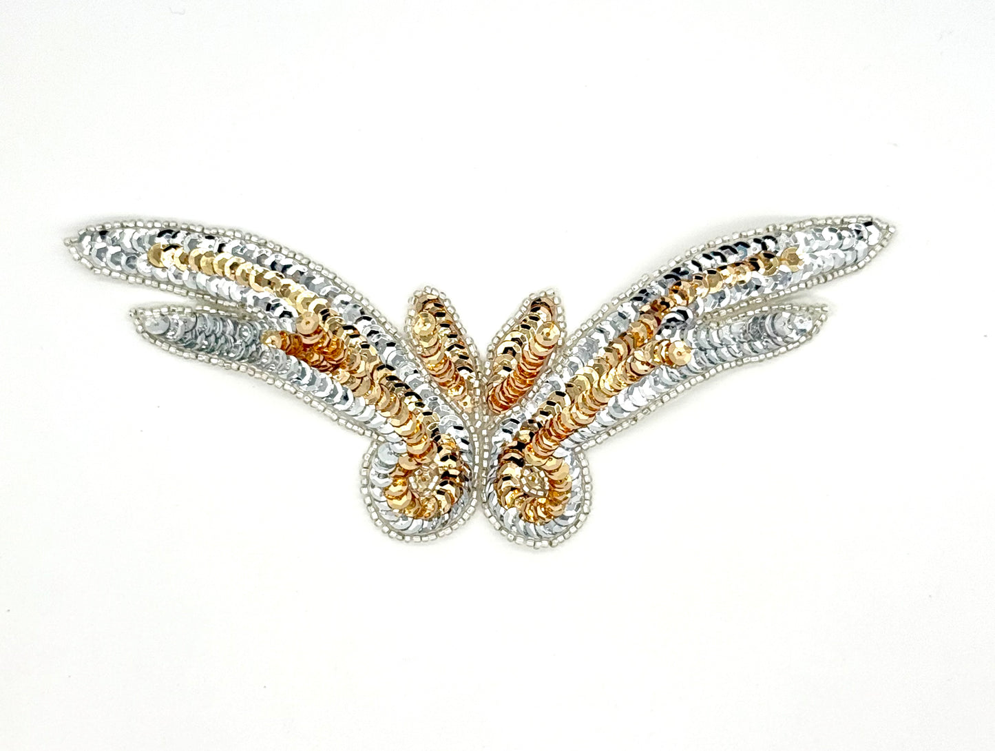 Diseño de Alas - Lentejuelas Plata/Oro - Ribete de Cuentas Plateadas 22.86cm x 7.62cm