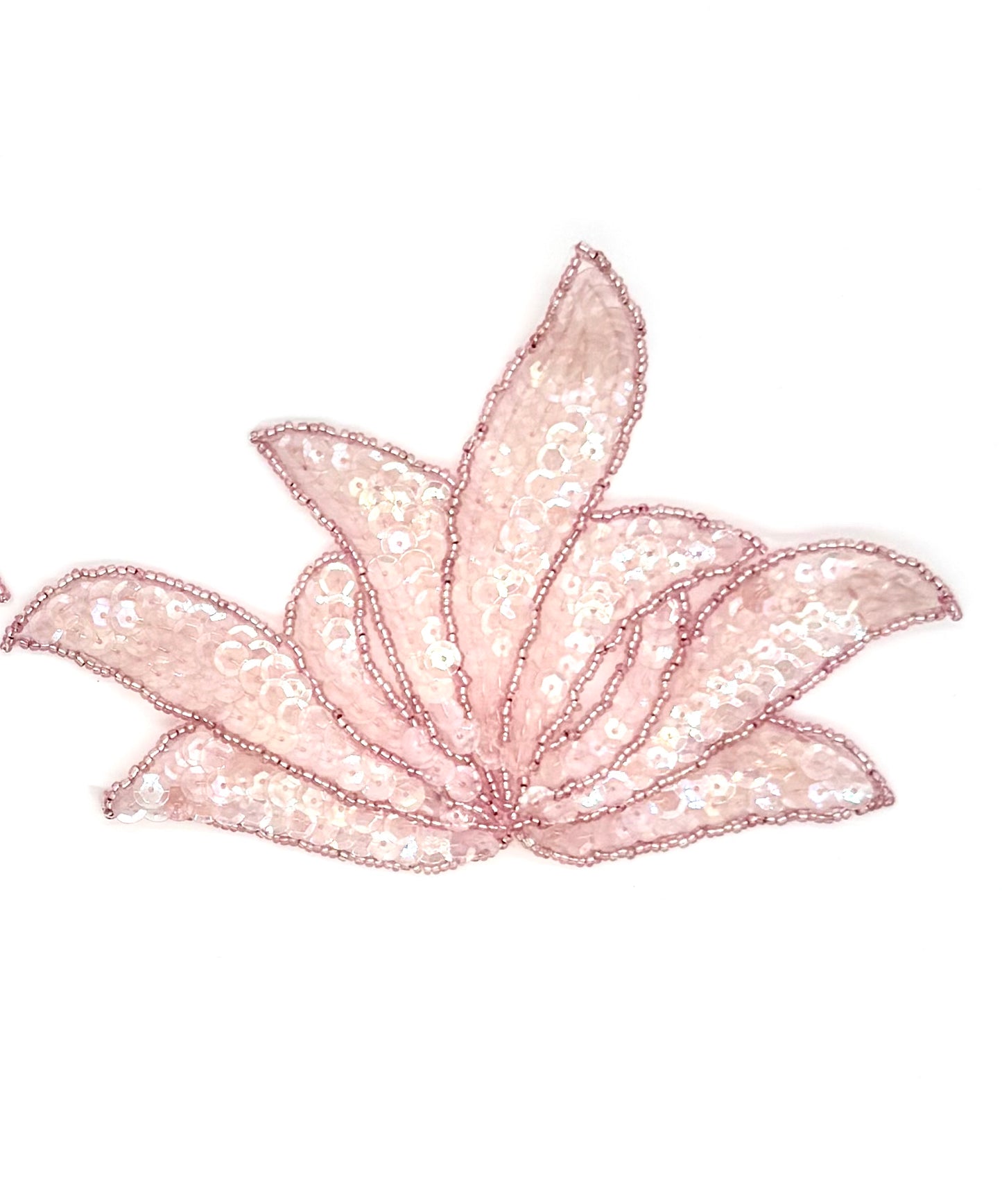 Par de hojas con lentejuelas iridiscentes rosadas de 7" x 5"