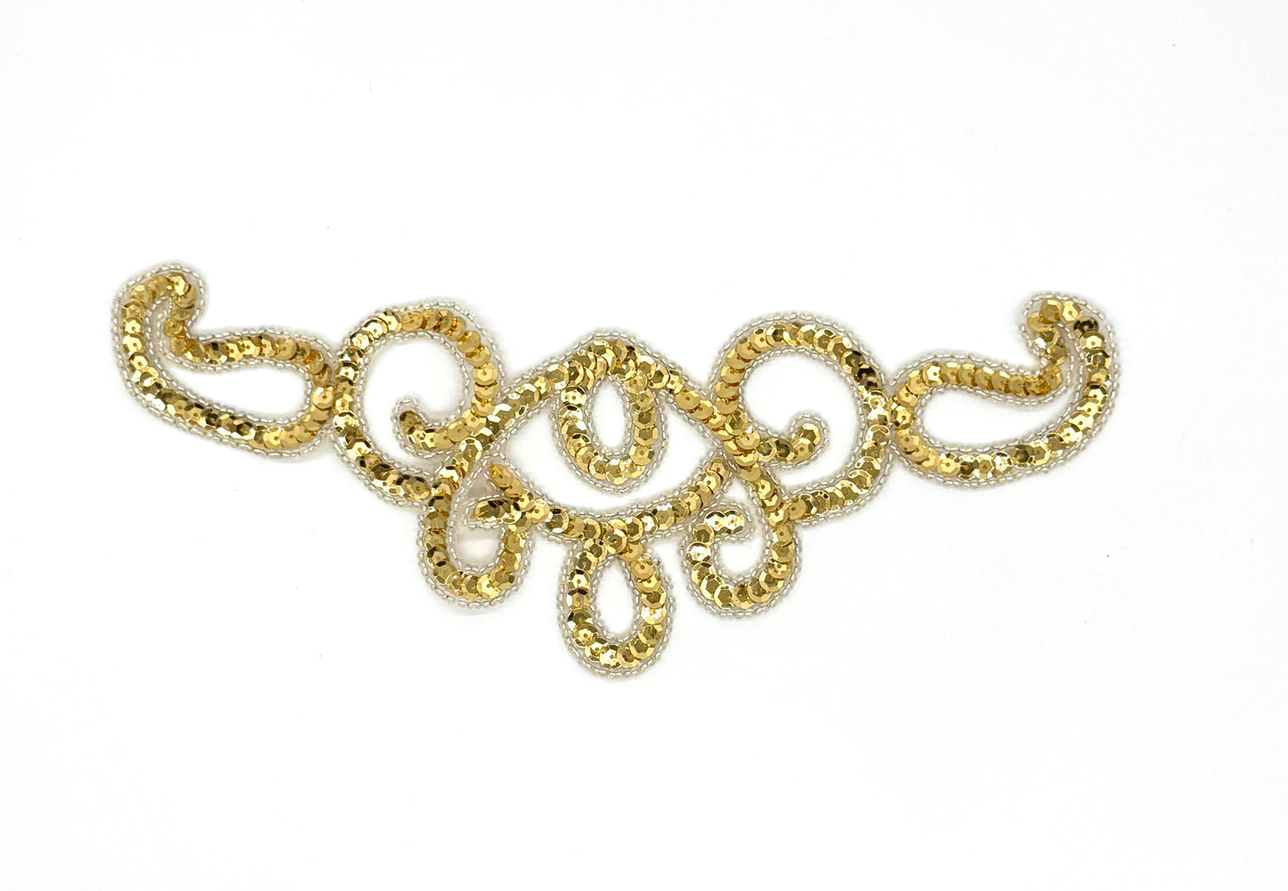 Collar con motivo de diseño - Lentejuelas doradas - Ribete de cuentas plateadas 10"x 5"