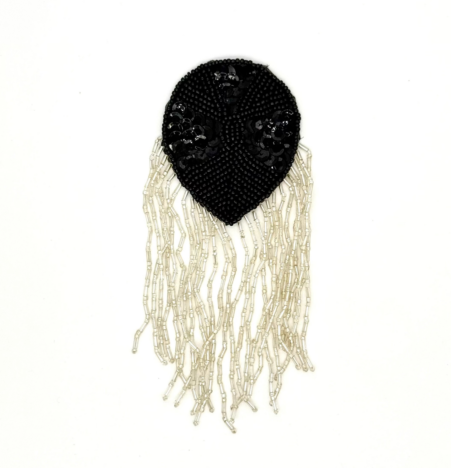 Hombrera - Lentejuelas/Cuentas negras - Flecos plateados 6" x 2.5"