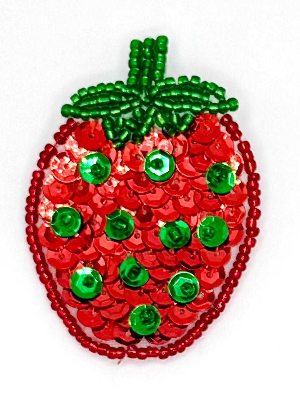 Aplicación de fresa con lentejuelas y cuentas rojas y verdes 2.25" x 1.5"
