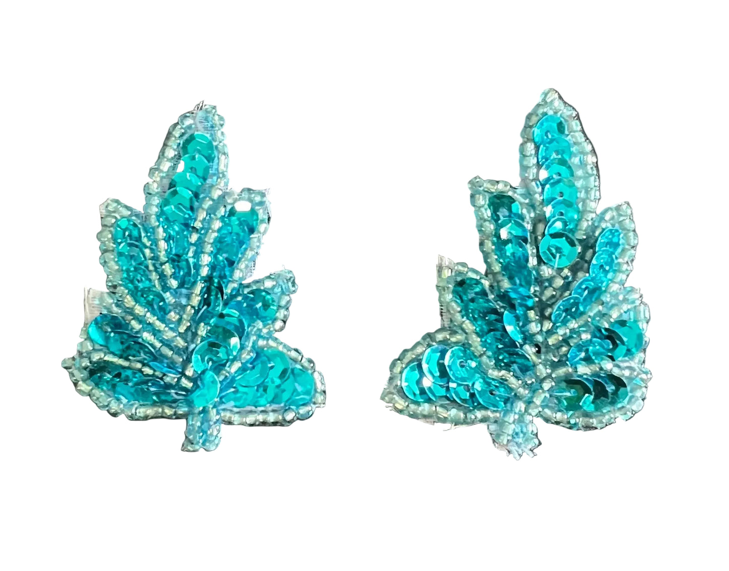 Par de hojas con cuentas turquesas, lentejuelas y 5 cm x 3 cm