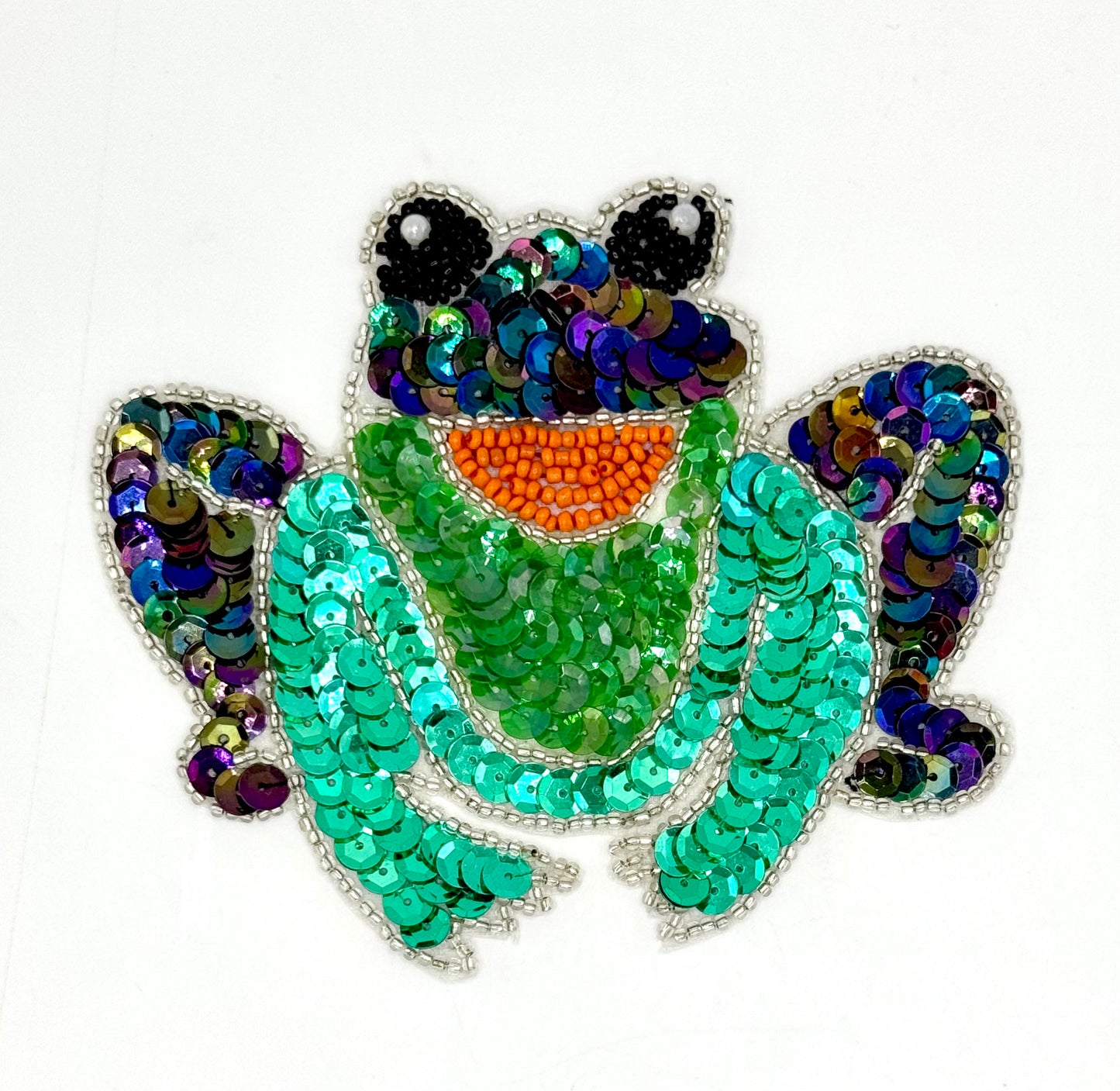 Rana con lentejuelas y abalorios multicolores 4.5" x 3.75"