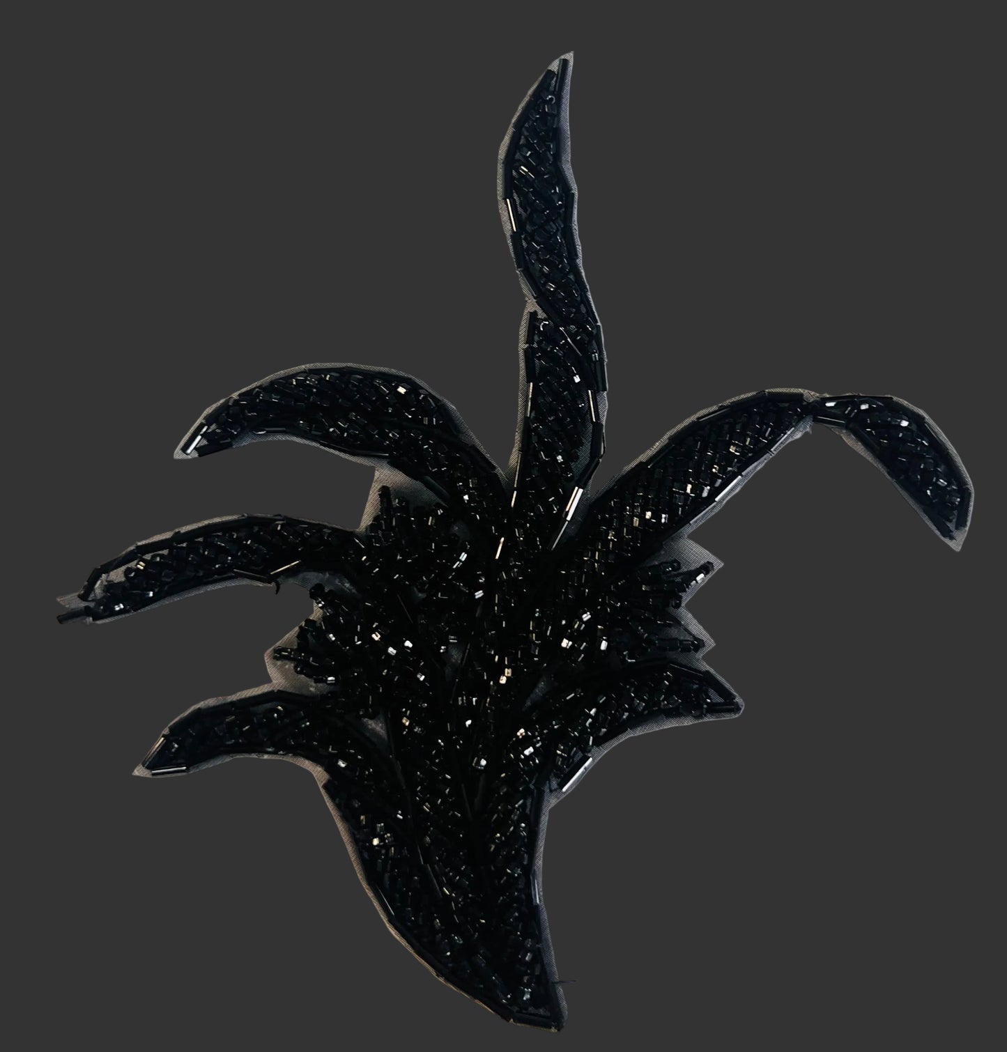 Par de Hojas con Cuentas Negras 6" x 6"