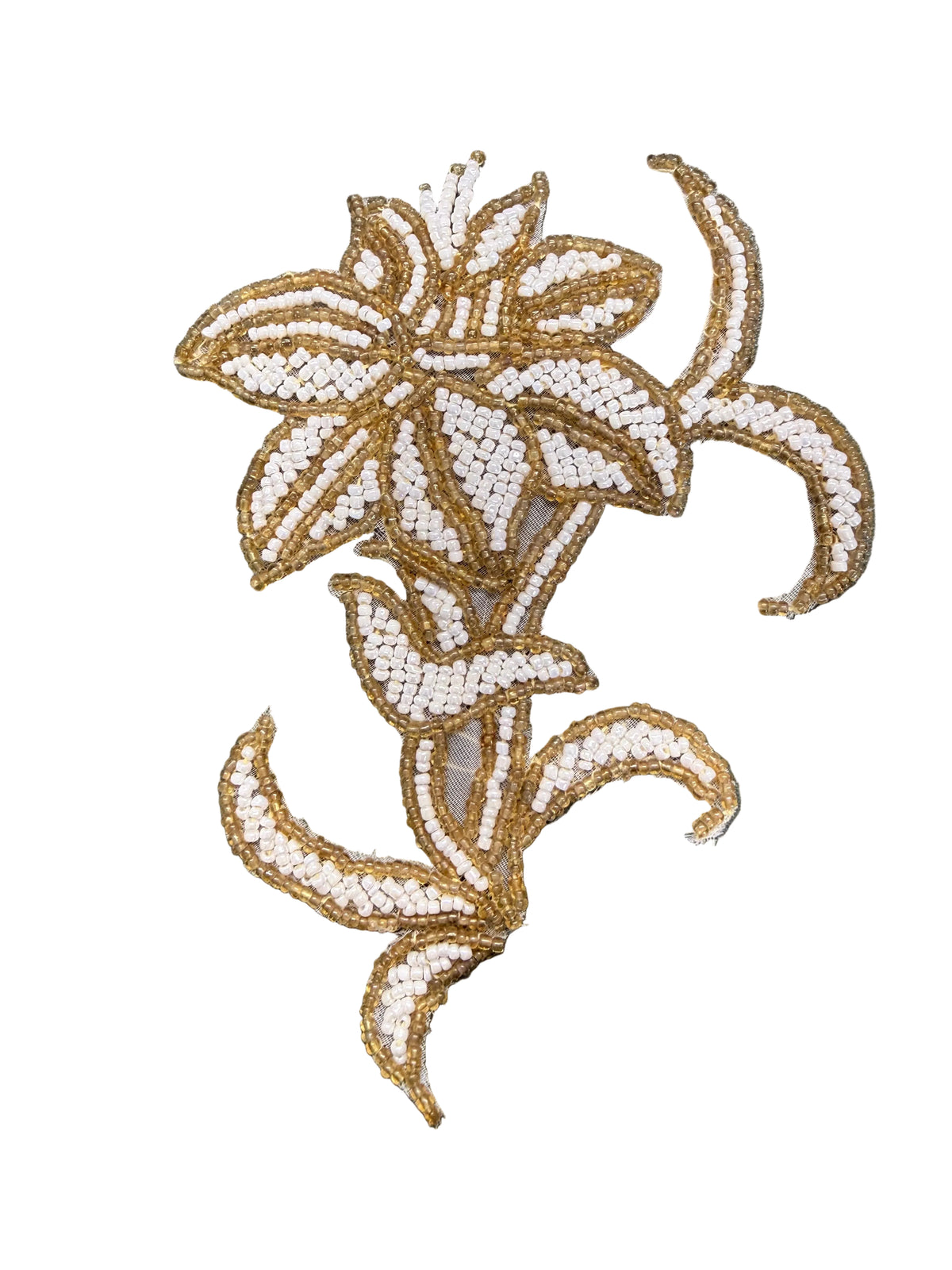 Par de flores con cuentas doradas y blancas de 4" x 5.5"