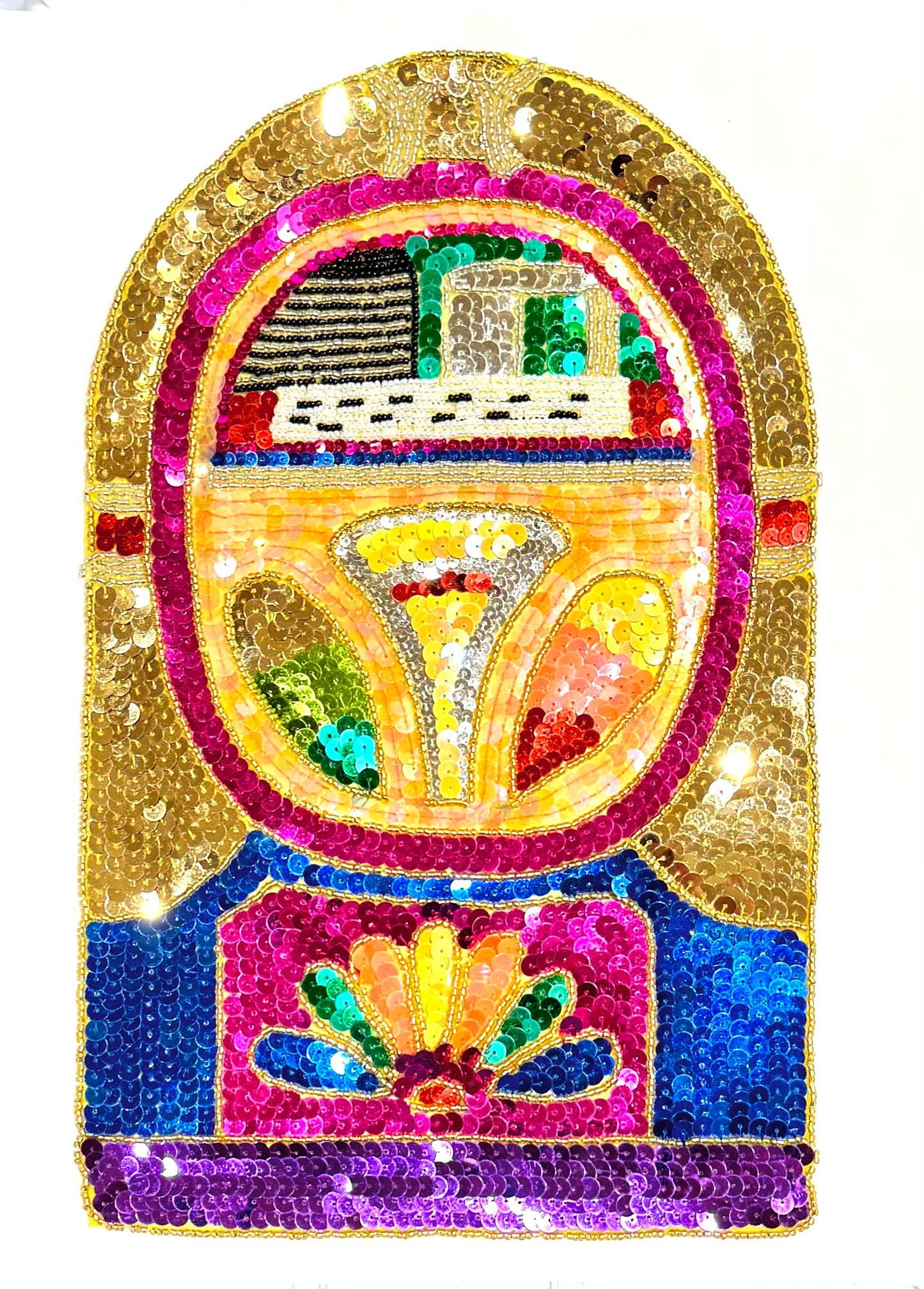 ¡Increíble! Jukebox con lentejuelas y cuentas multicolor de 13" x 8"
