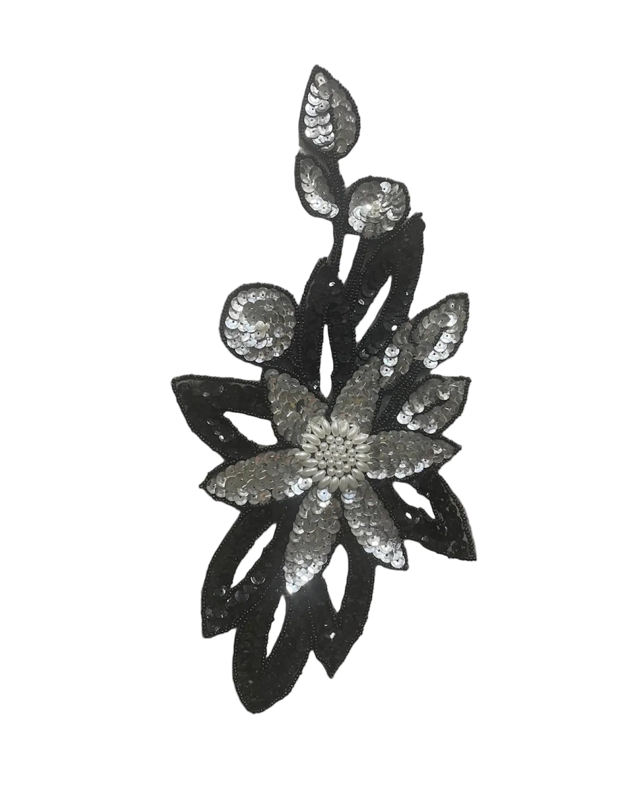 Flor con lentejuelas negras y plateadas y perla de 30,5 cm x 14 cm