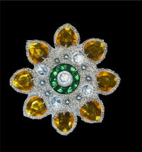 Load image into Gallery viewer, Designer Motif Jewel with Silver, Green and Gold 3.25&quot;