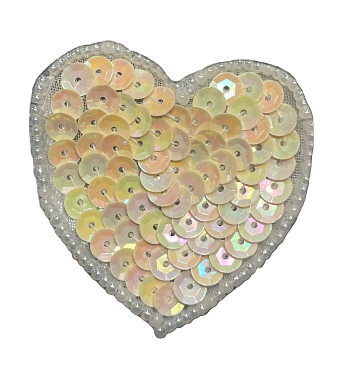 Aplicación de Corazón - Lentejuelas Iridiscentes Beige - Cuentas Blancas 4.45 cm x 4.45 cm