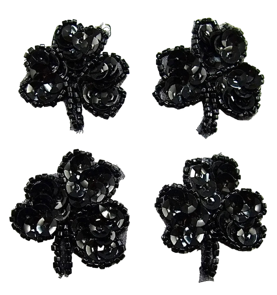 Trébol de Cuatro Hojas con Lentejuelas Negras y Cuentas 1.5"