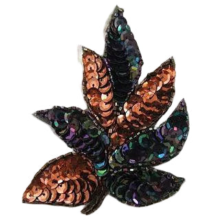 Hoja con lentejuelas y abalorios bronce y color luna de 3" x 4"