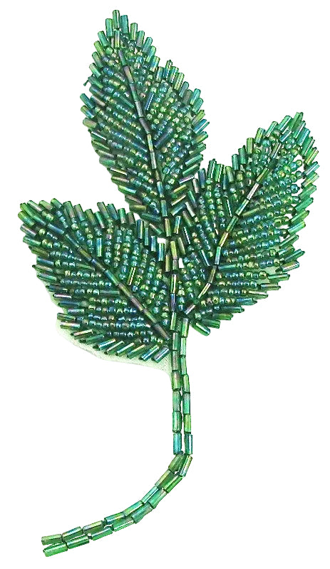 Hoja con cuentas verdes 6" x 3"