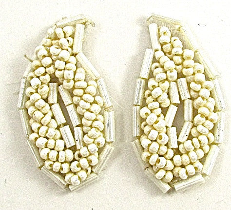 Par de hojas con cuentas beige 1.5" x 1.25"