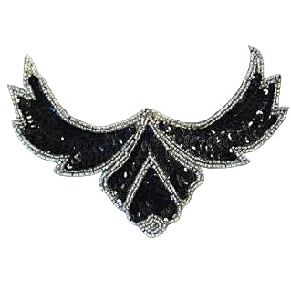 Collar con motivo de diseño - Lentejuelas negras - Cuentas plateadas 8" x 6"