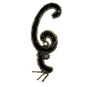 Diseño con remolino de lentejuelas negras, ribete de abalorios dorados y pedrería de 10.16 cm x 5.08 cm