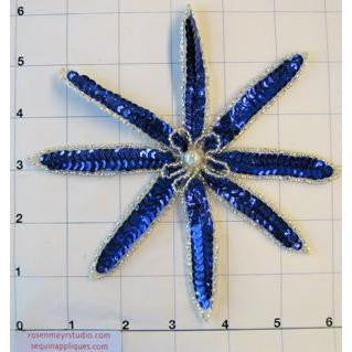Motivo floral con lentejuelas azules - Cuentas plateadas y centro de perlas - 5"