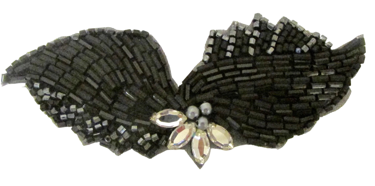 Motivo de diseño con cuentas color grafito y negras y piedras plateadas de 3,8 cm x 10,2 cm
