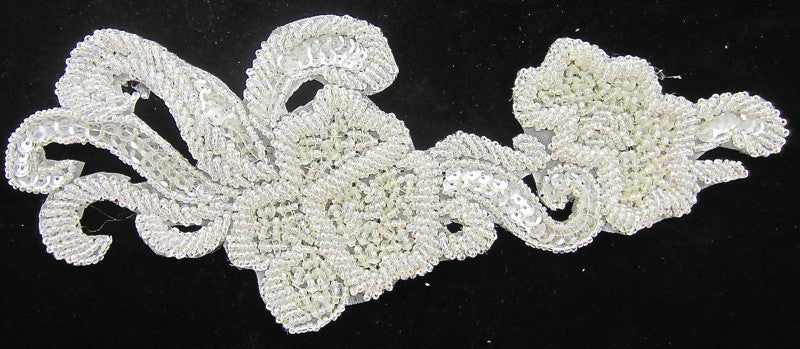 Motivo floral - Diseño floral blanco con cuentas de 9" x 3.5"