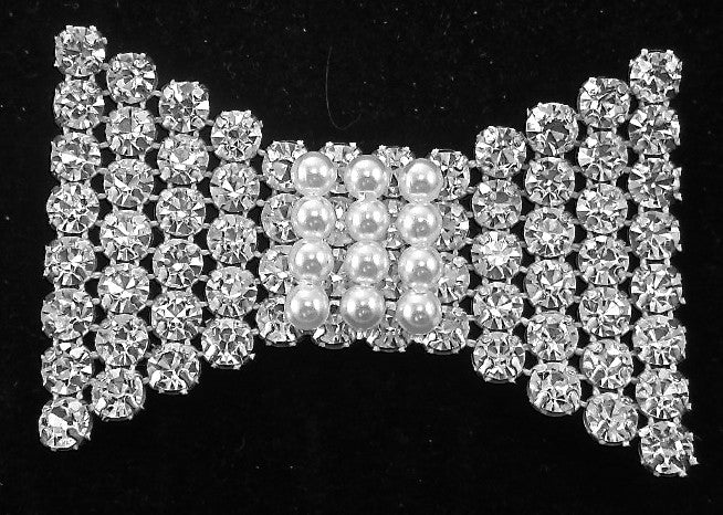 Moño con pedrería y perlas de 2.25" x 1.5"