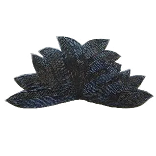 Hoja con cuentas negras 9" x 4"