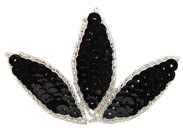 Hoja con tres puntas, lentejuelas y abalorios negros y plateados de 7,62 cm x 5,08 cm