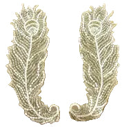 Diseño de Pluma Decorativa - Perlas Blancas/Plateadas 5.5" x 2"