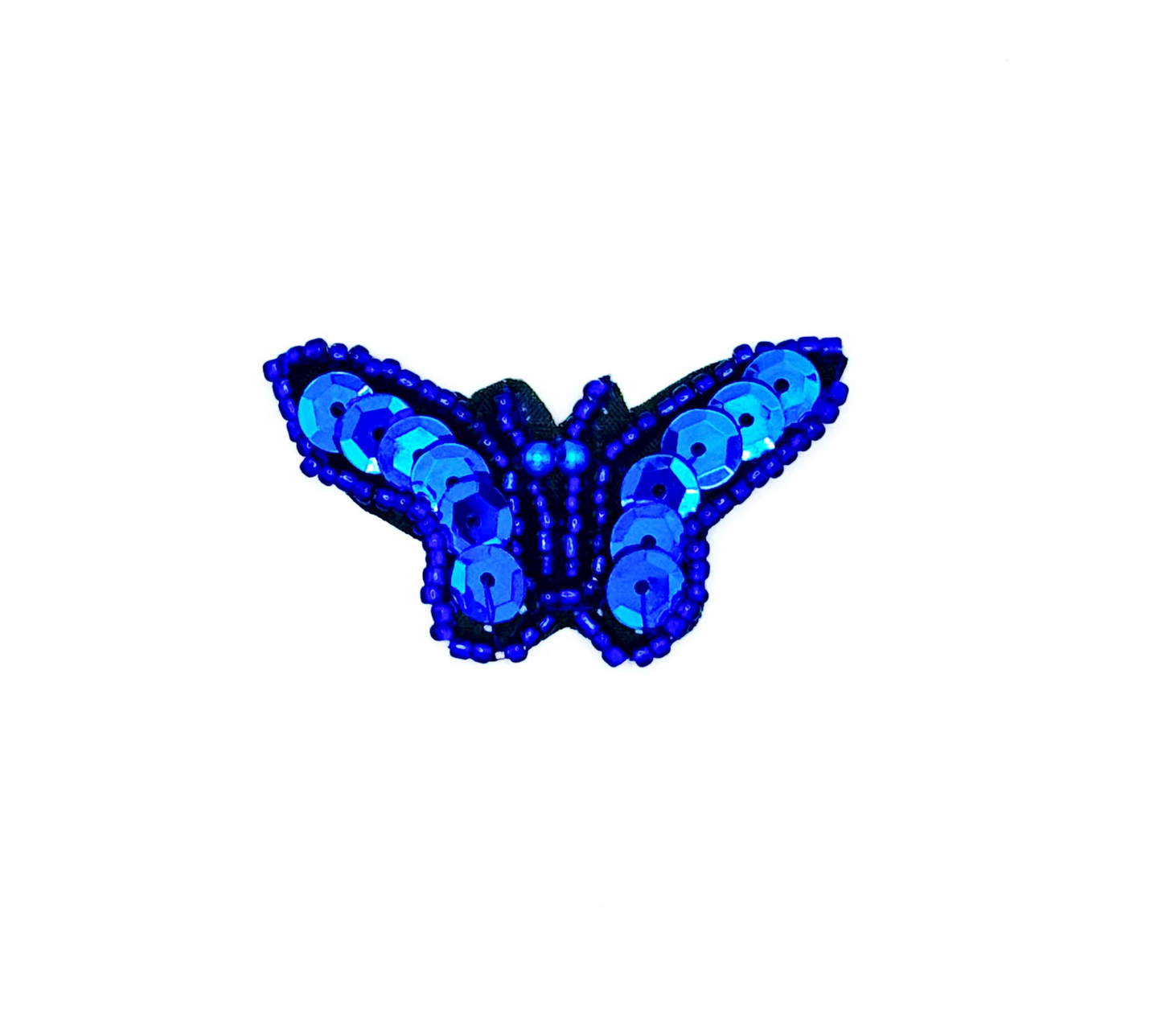 Mariposa con Lentejuelas y Cuentas Azules 1.75" X 1.25"