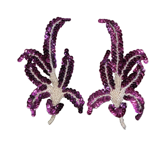 Par de flores - Lentejuelas moradas - Cuentas plateadas 6.25” x 3.25”