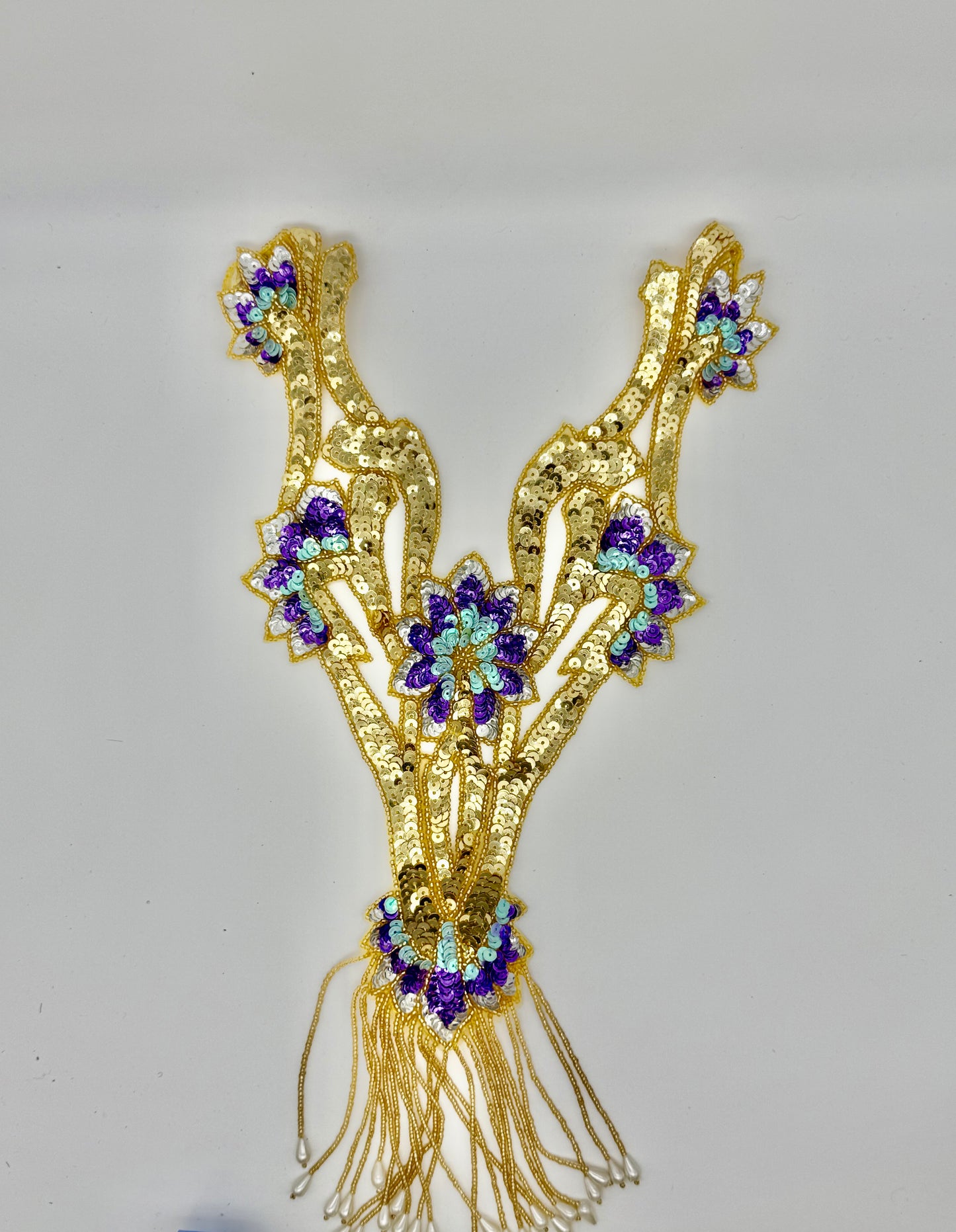 Juego de tres motivos de diseñador con combinación turquesa y púrpura sobre oro de 48,26 cm x 25,4 cm y 25,4 cm x 5,08 cm