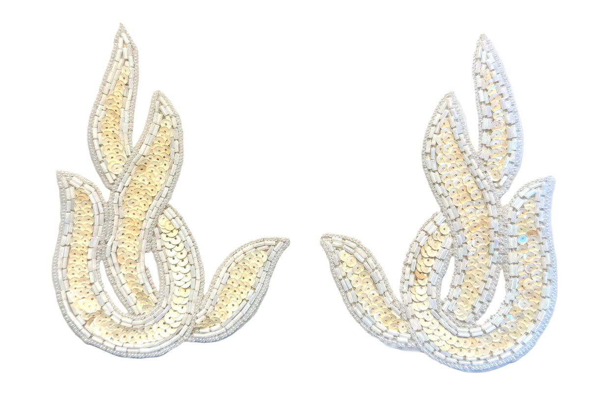 Motivo de diseño Hoja en espiral - Lentejuelas beige - Cuentas blancas 15,24 cm x 10,16 cm
