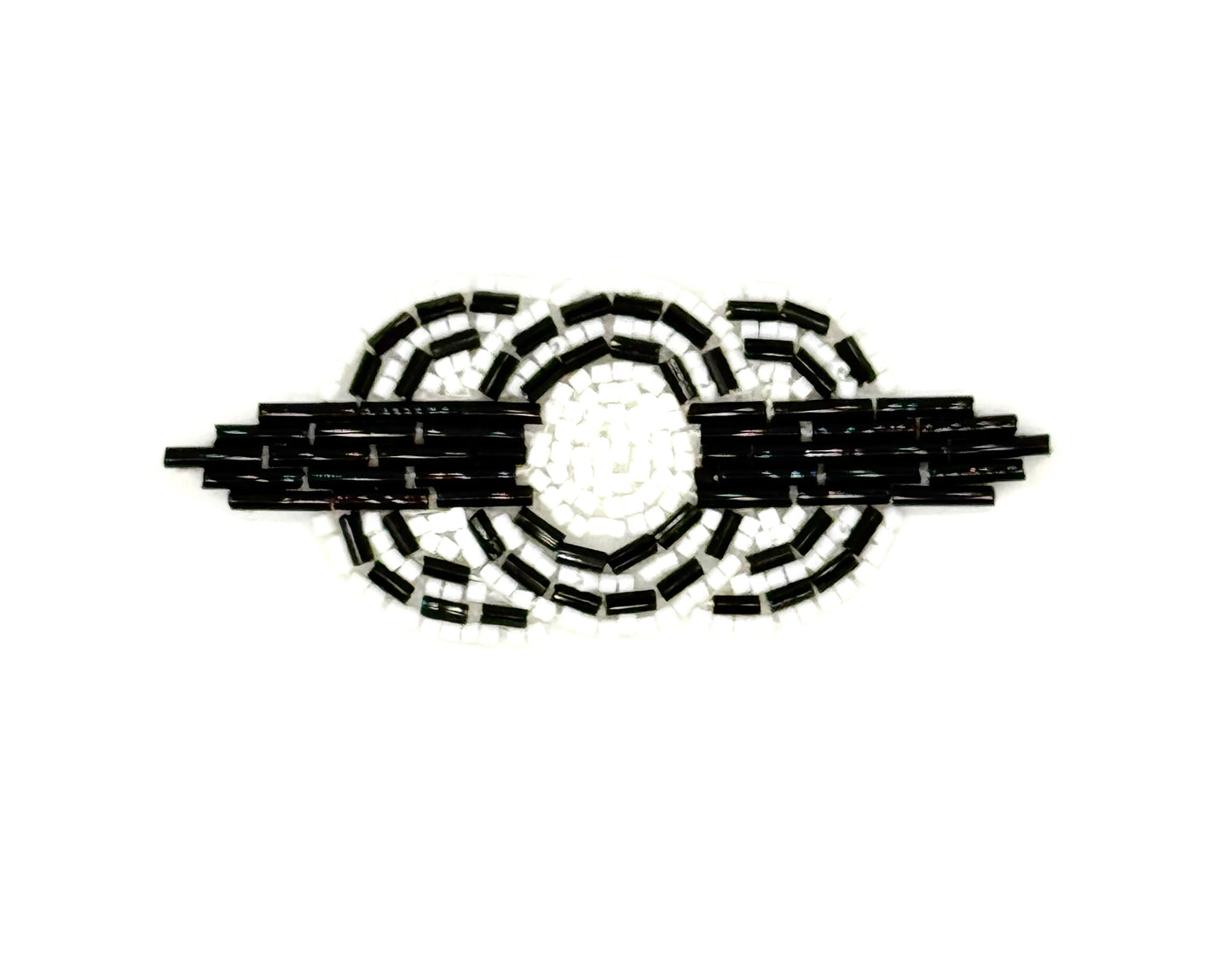 Motivo de diseño triple círculo - Cuentas blancas y negras 3.5" X 1.5"