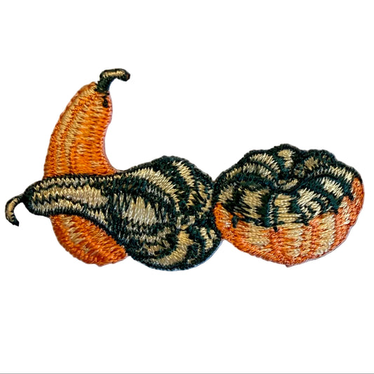 Thanksgiving Cornucopia Appliqué with Three Squash – 2.25" x 1.25"