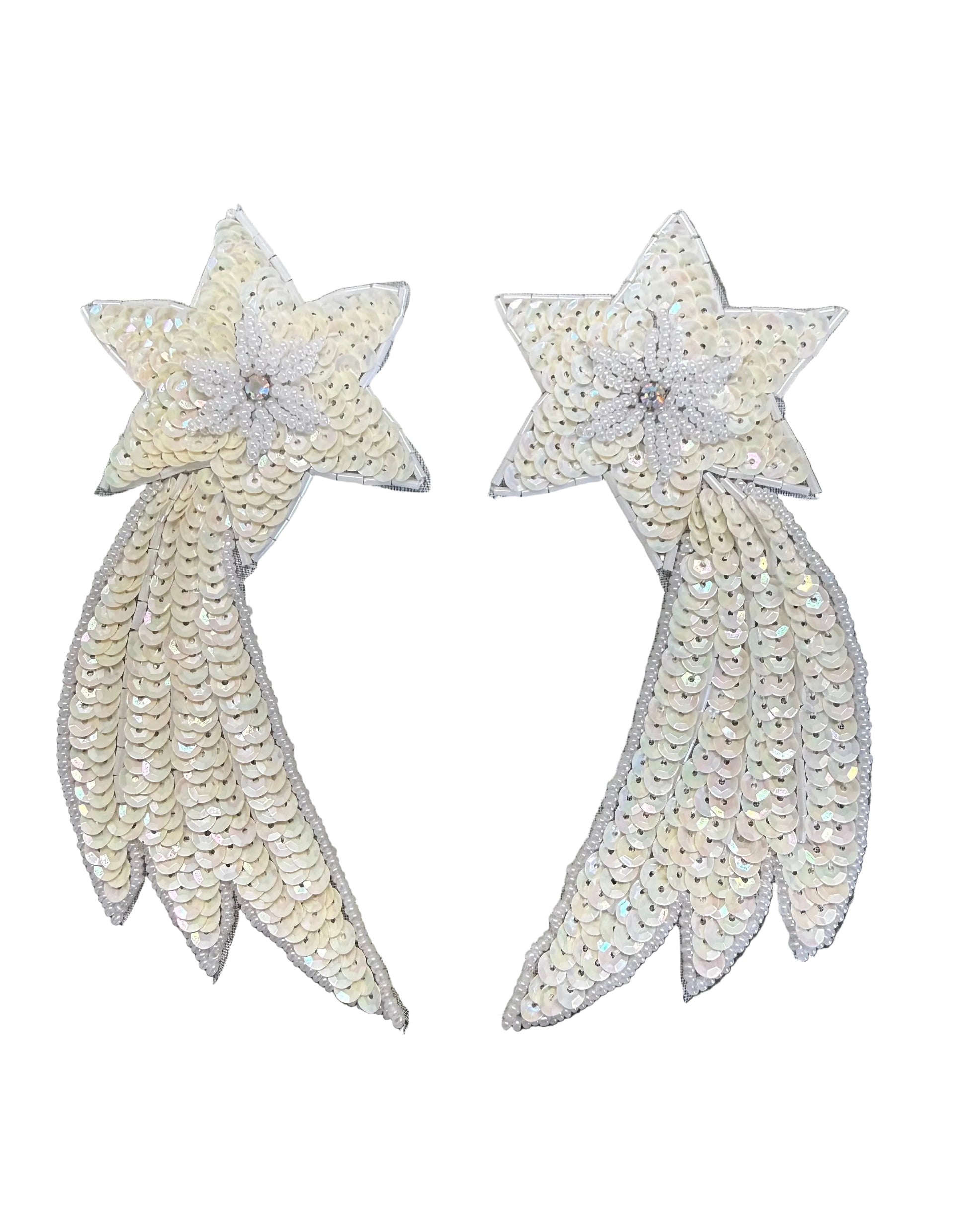 A pair of shooting star appliqués.