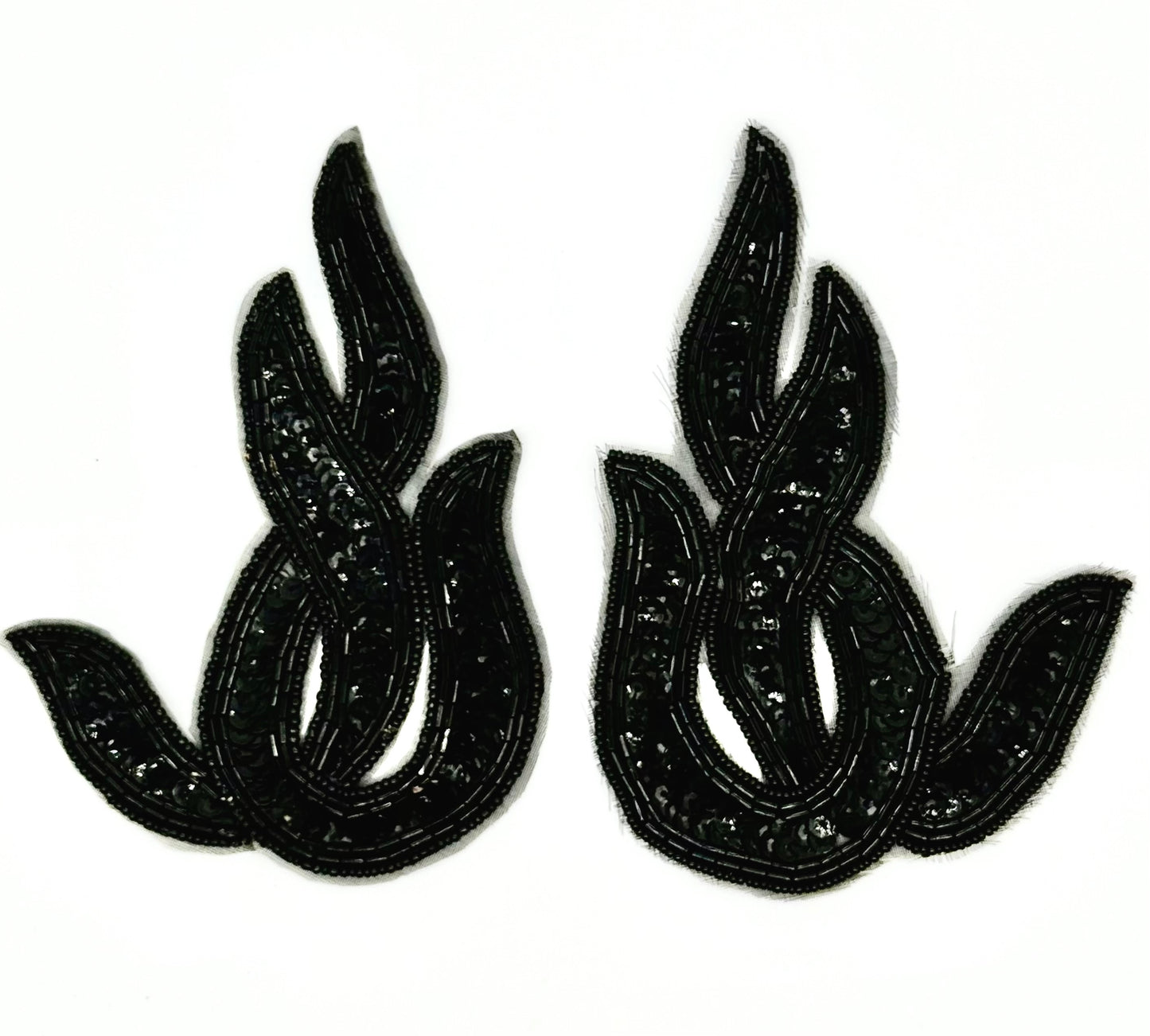 Diseño Motivo Trenzado Con Lentejuelas Negras Y Cuentas Negras 15,24 cm x 10,16 cm