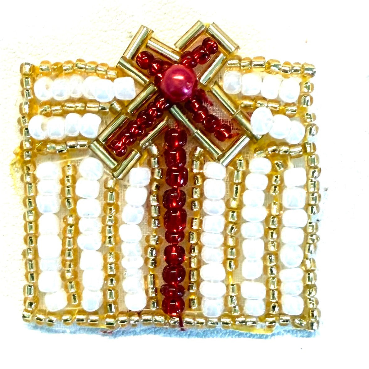 Beaded Present Appliqué – 1.75" x 1.5" – Red, Green or Blue Bow