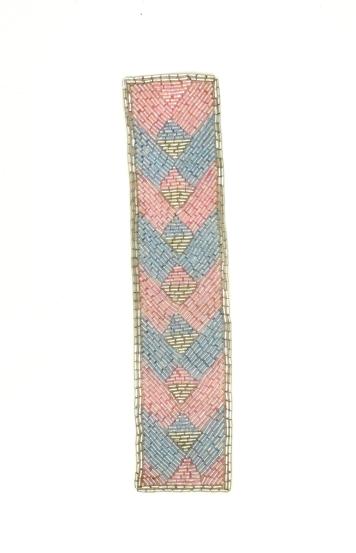 Diseño de Puño Motivo Cuentas Azules, Rosadas y Plateadas 9” x 2”