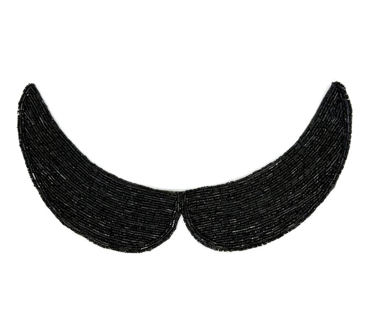 Collar de diseñador con cuentas negras 11.5"x 5.5"