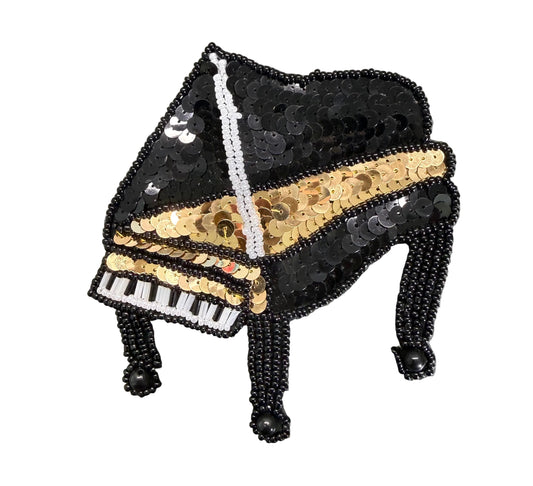 Piano con cuentas negras y lentejuelas doradas 4.5" x 4"