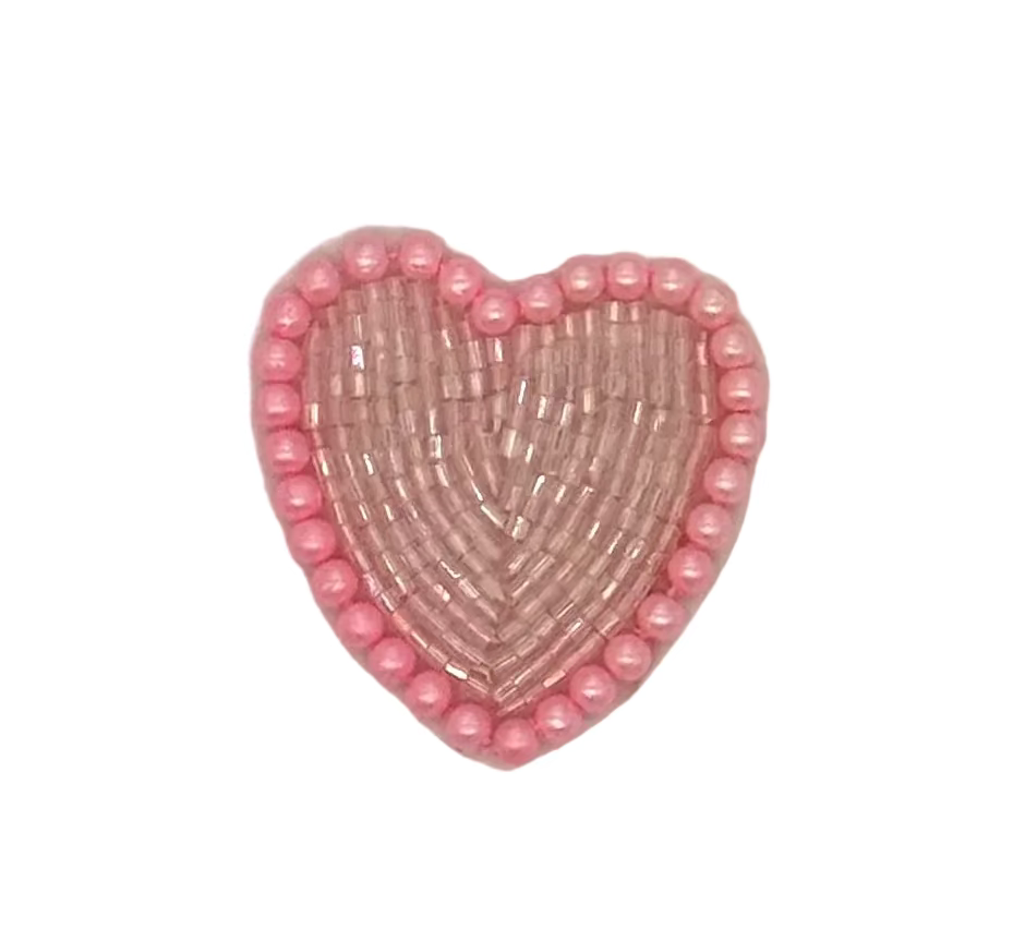 Aplicación de Corazón - Cuentas Rosadas - Ribete de Perlas Rosadas 2" x 1.75