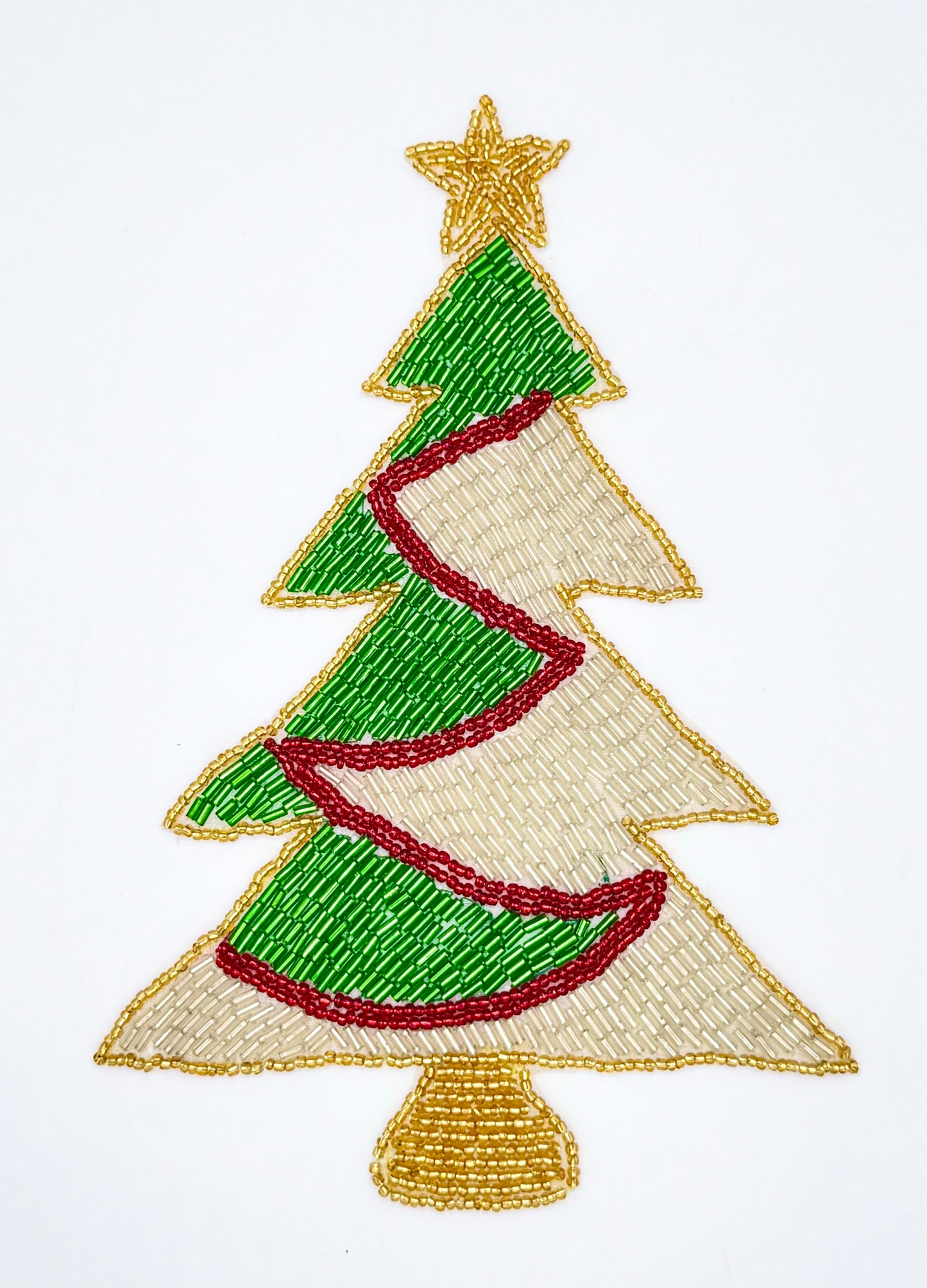 Árbol de Navidad de Cuentas con Cuentas Doradas, Verdes, Rojas y Plateadas 8" x 5"
