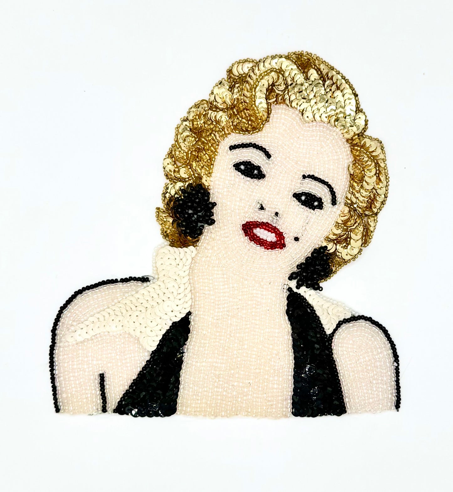 Diva de Cine con Cuentas y Lentejuelas 7" x 7"