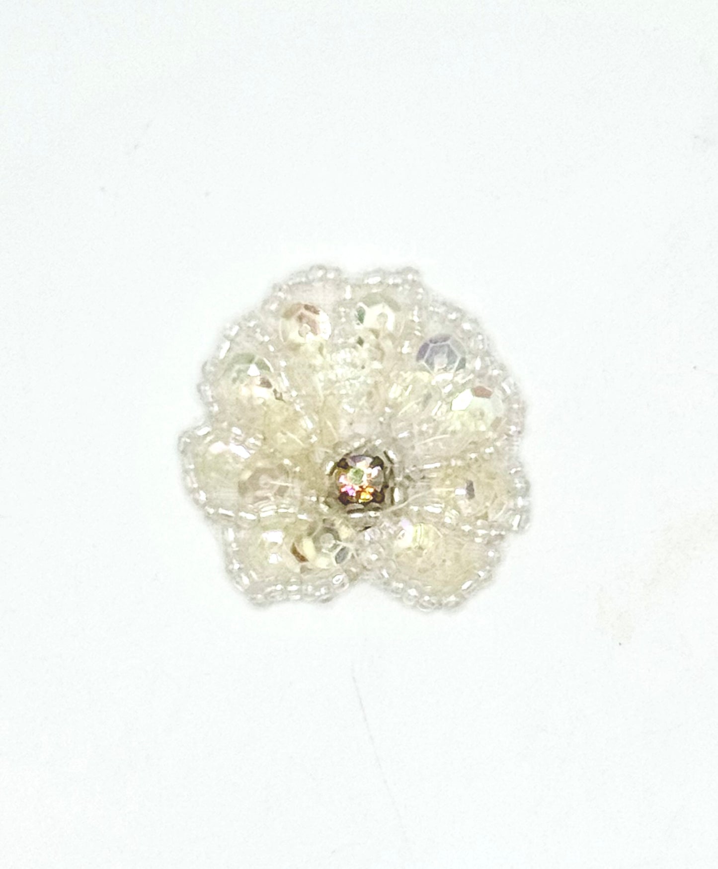 Aplicación de concha de mar - Lentejuelas/Cuentas transparentes iridiscentes - Centro de diamantes de imitación AB 3,17 cm x 3,17 cm