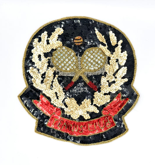 Escudo de lentejuelas del Tennis Club con lentejuelas y abalorios multicolores 25.4 cm x 24.1 cm
