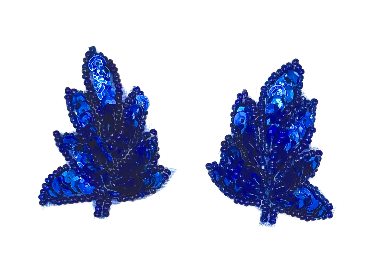Hoja Par o Individual con Lentejuelas y Cuentas Azul Rey 2" X 1.5"