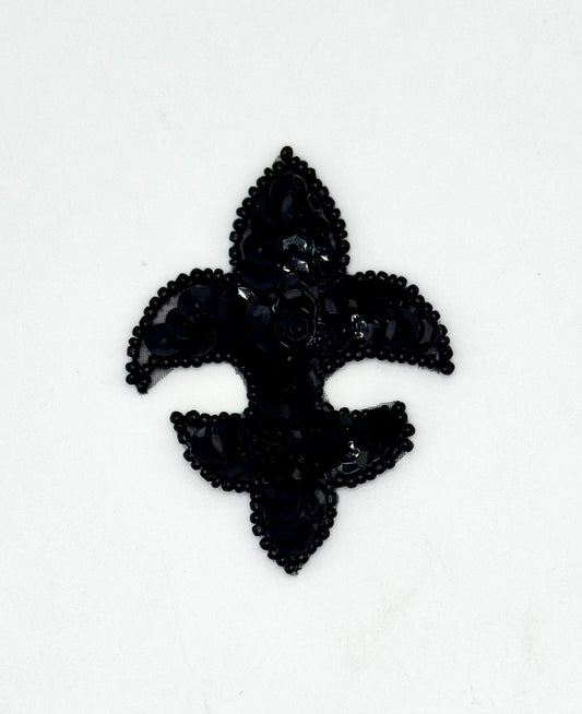 Flor de lis - Lentejuelas y abalorios negros 2.75"x 2"