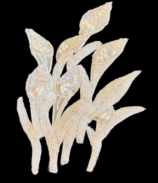 Flor con Lentejuelas Iridiscentes y Cuentas 6.5" x 8.5"