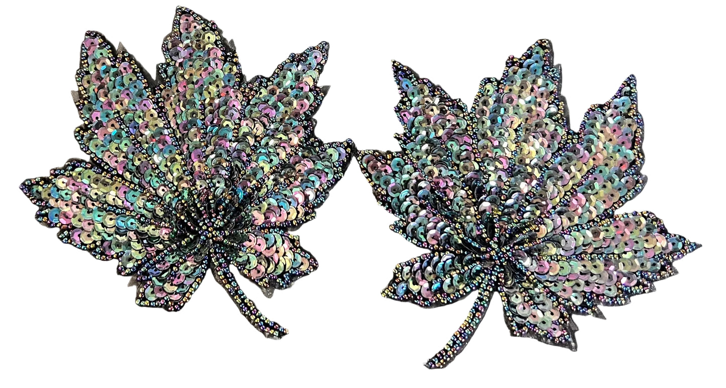 Par de Hojas Lentejuelas y Cuentas Luz de Luna 5" X 5"